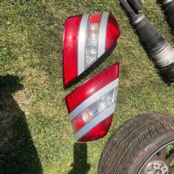 07-13 Mercedes S550 Taillights 
