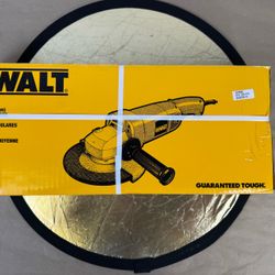 New DW840 DeWalt Medium Angle Grinder 7”