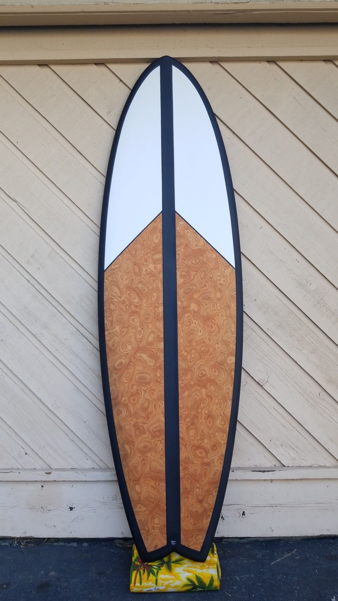 Fish 6'6" 52 liter fish surfboard, EPS and carbon rails. NEW