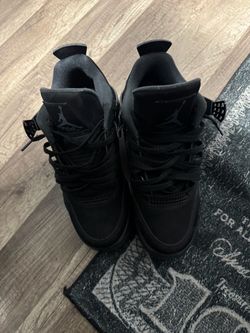 Jordan 4 black cat 2020 size 9