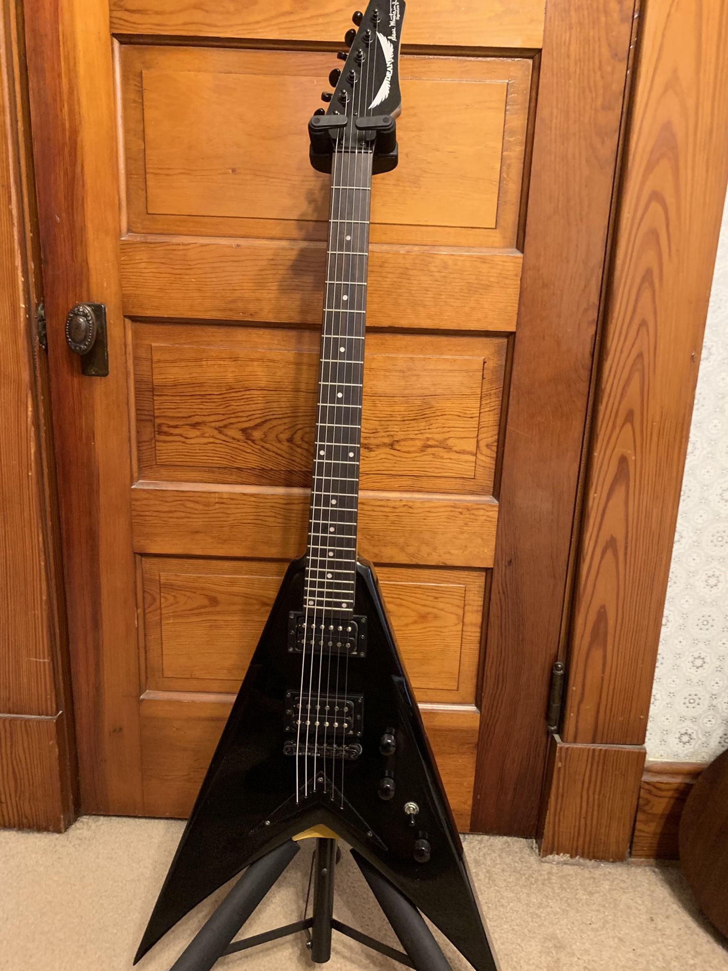 Dean Dave Mustaine signature Flying V guitar