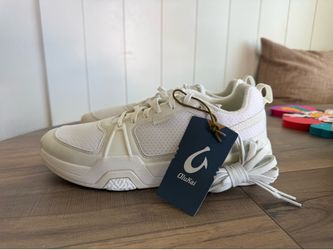 OluKai ‘Anau Men’s Sneakers – NEW – Size 9.5 – Bright White