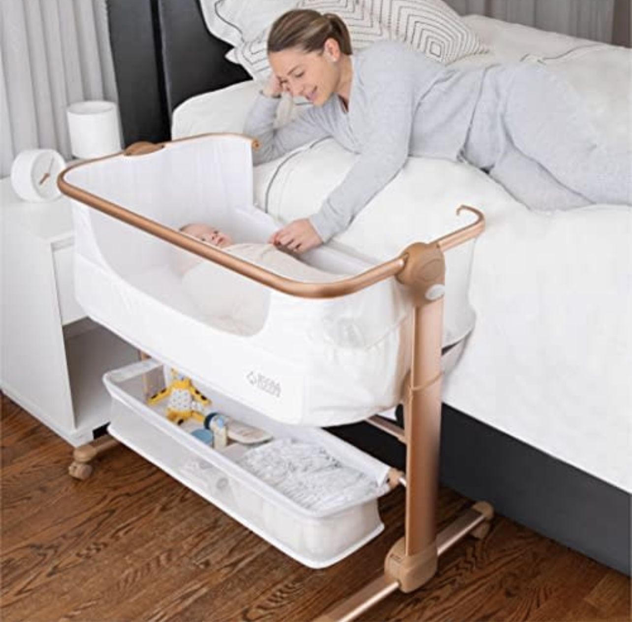 Baby Bassinet Like New