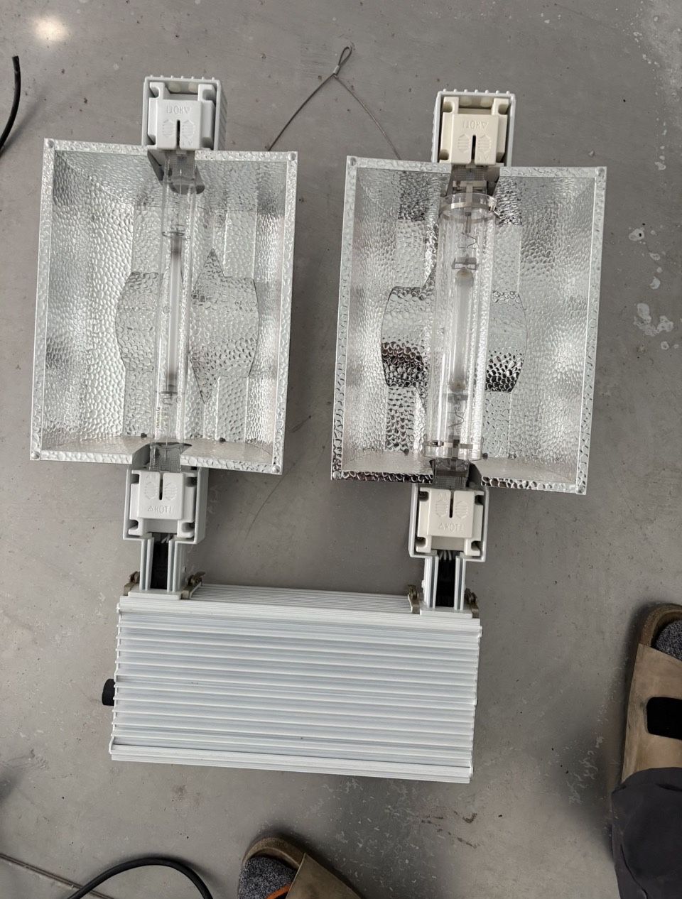 12 Nanolux 600W Double-Ended Grow Lights – Digital Ballast Included