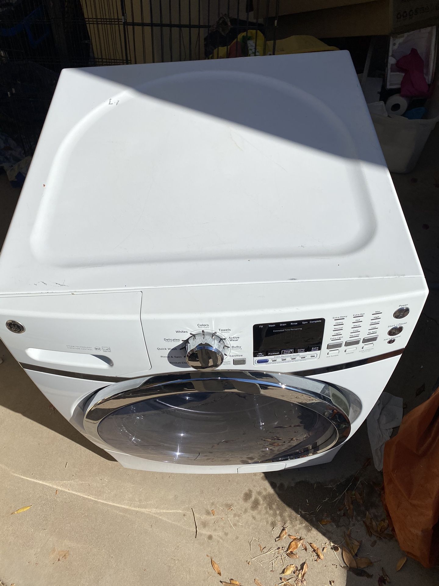 LG White GE Washing Machine