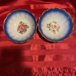 Pair Of 5 Inch Bowls