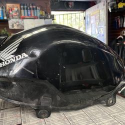 2012 CBR250r Fuel tank Honda 17520.KYJ.900