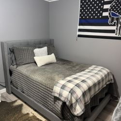 Bedroom Set 