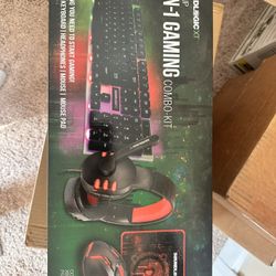 4 In 1 Gaming Kit Light Up 