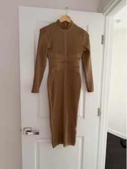 Women’s / teens size small Ribbed Long Sleeve Midi Dress brand new