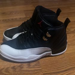 JORDAN 12 PLAYOFF (SHIPPING ONLY)