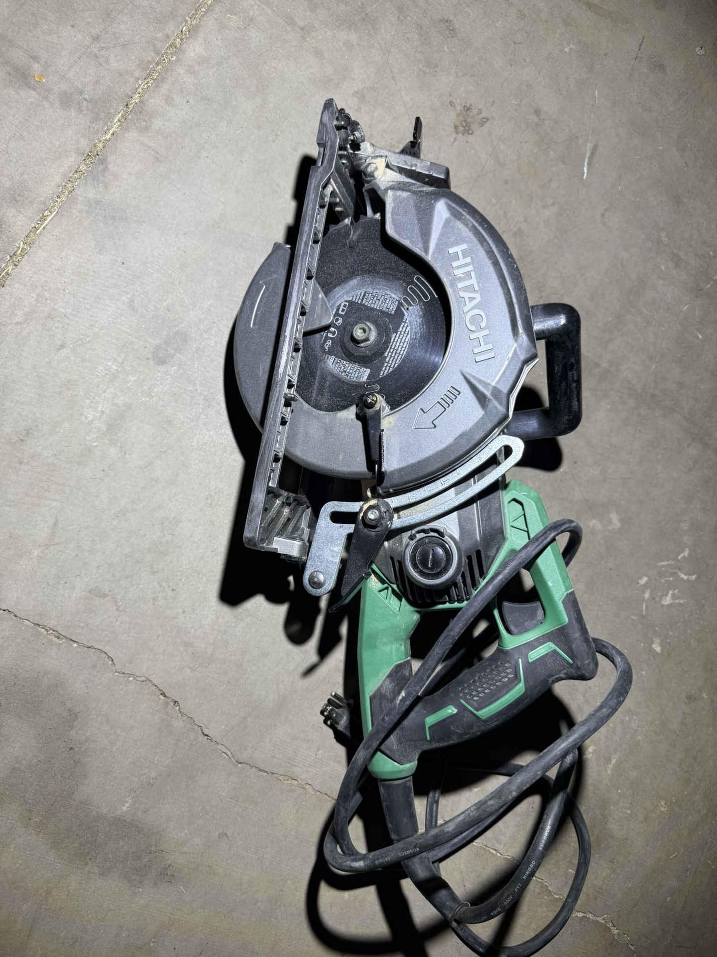 TOOLS - Hammer drill & Worm drive Circular Saw