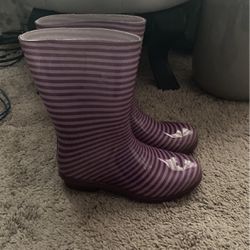 UGG Rain Boots  Size 2 