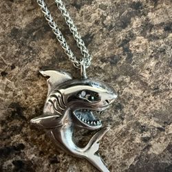 Shark Stainless Steel Chain & Charm