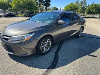 2016 Toyota Camry SE