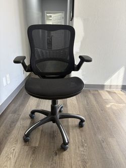 Office Task Chairs 12 In Stock !