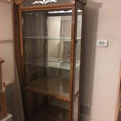 Vintage Glass Display Case With Shelf’s And Light