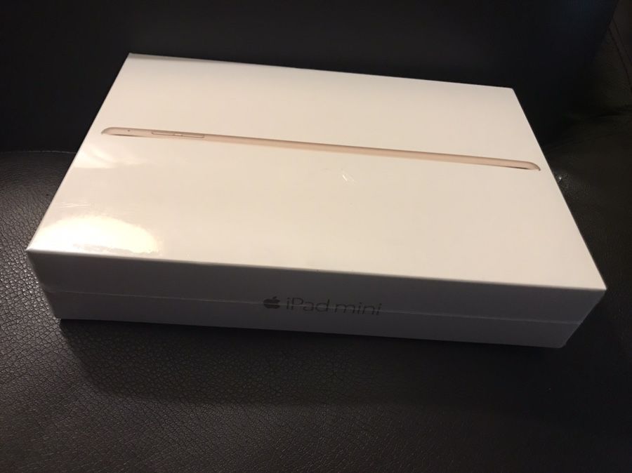 New IPad mini 4 wifi 128 GB - New in factory sealed package
