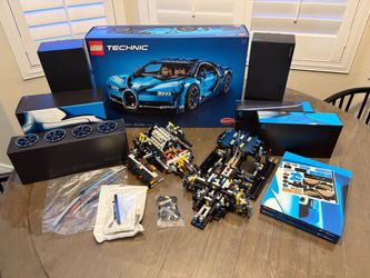 LEGO Technic Bugatti Chiron Set 42083