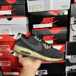 Nike Air Max 90 Terrascape Black Lime Ice size 9 USED