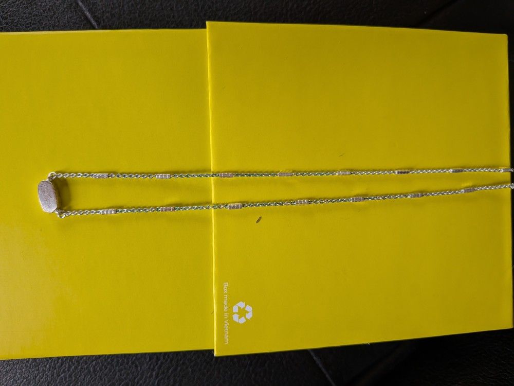 Silver Kendra Scott Necklace
