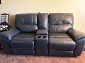 Bassett Top Grain Leather Leggett and Platt