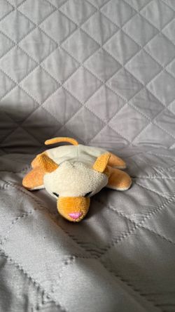 Dog plush not for kids umber age of 3