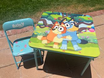 Kids Bluey Table and Chair READ DESCRIPTION