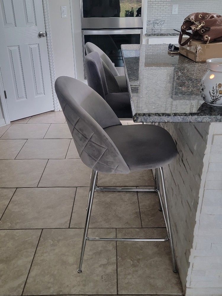 Set Of 4 Barstool From City Furniture 