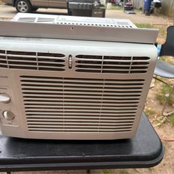 Fridgidaire air conditioner