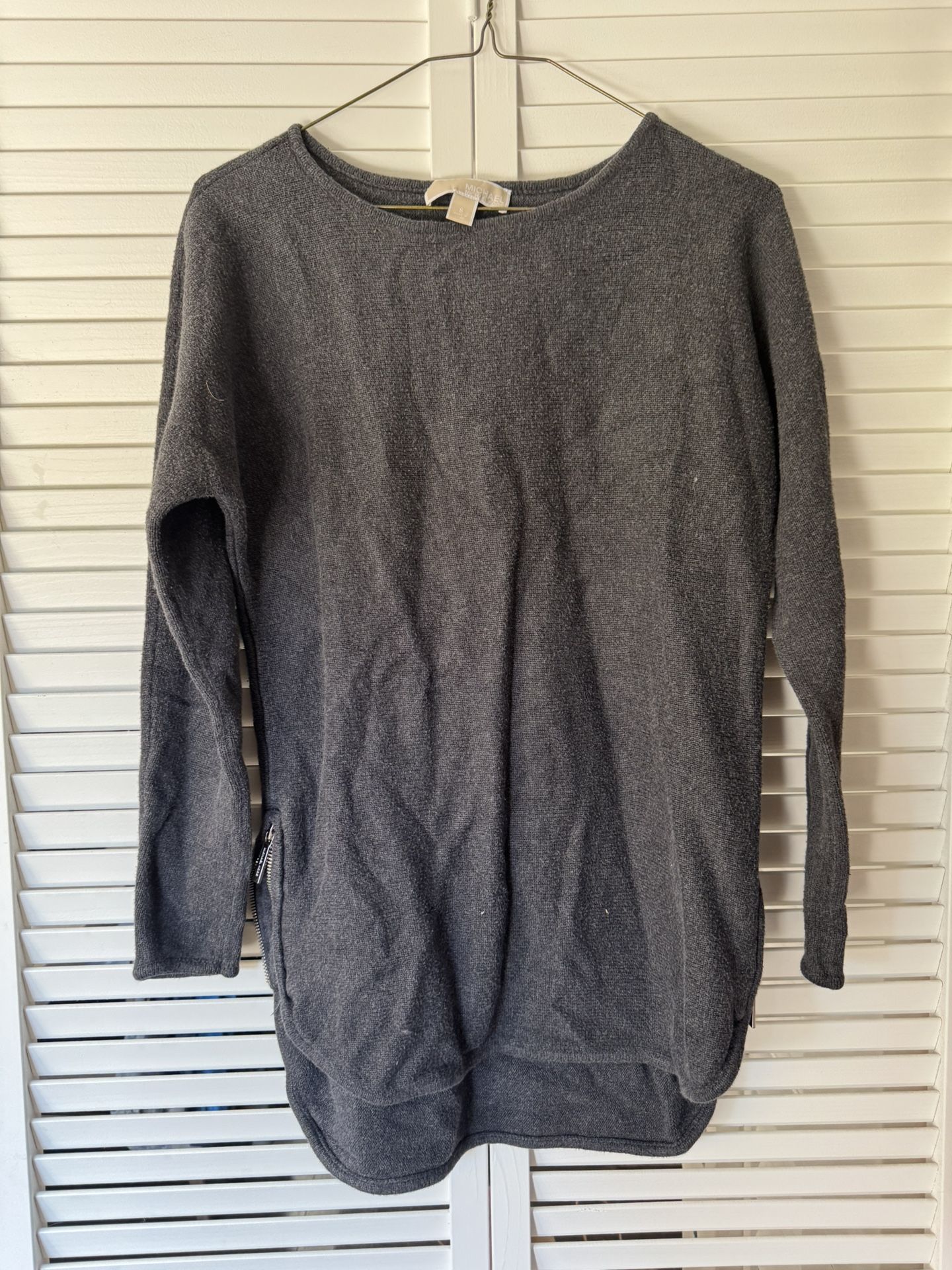 Michael Kors Women’s Black Sweater Size Small Gold Side Zippers