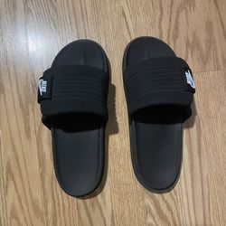 Nike Men’s Offcourt Adjust Slides 