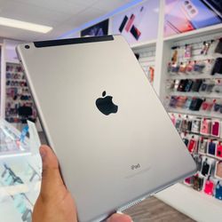 iPad 6th gen lte WiFi 32GB