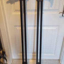 2 Yakima Universal Roof Mount Bike Racks