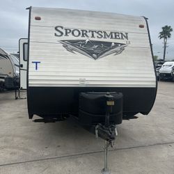 Sportsman 27 Ft Bunk