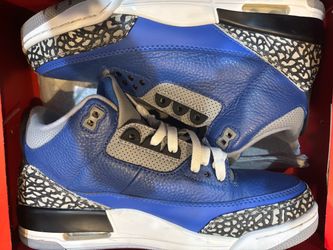 Royale blue 3s size 10.5