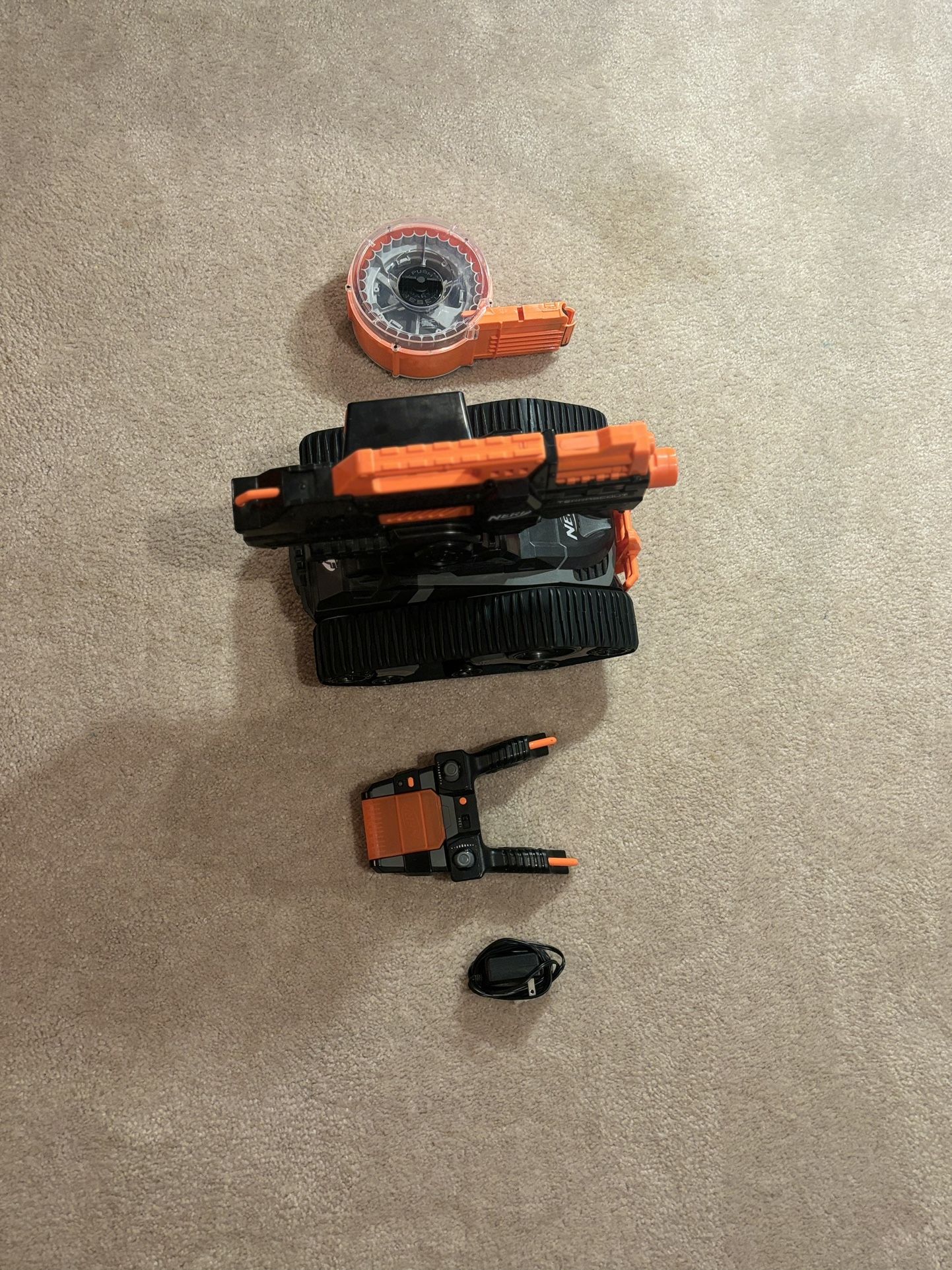 Nerf N-strike Elite Terrascout Drone Tank & Remote B8072 EUC