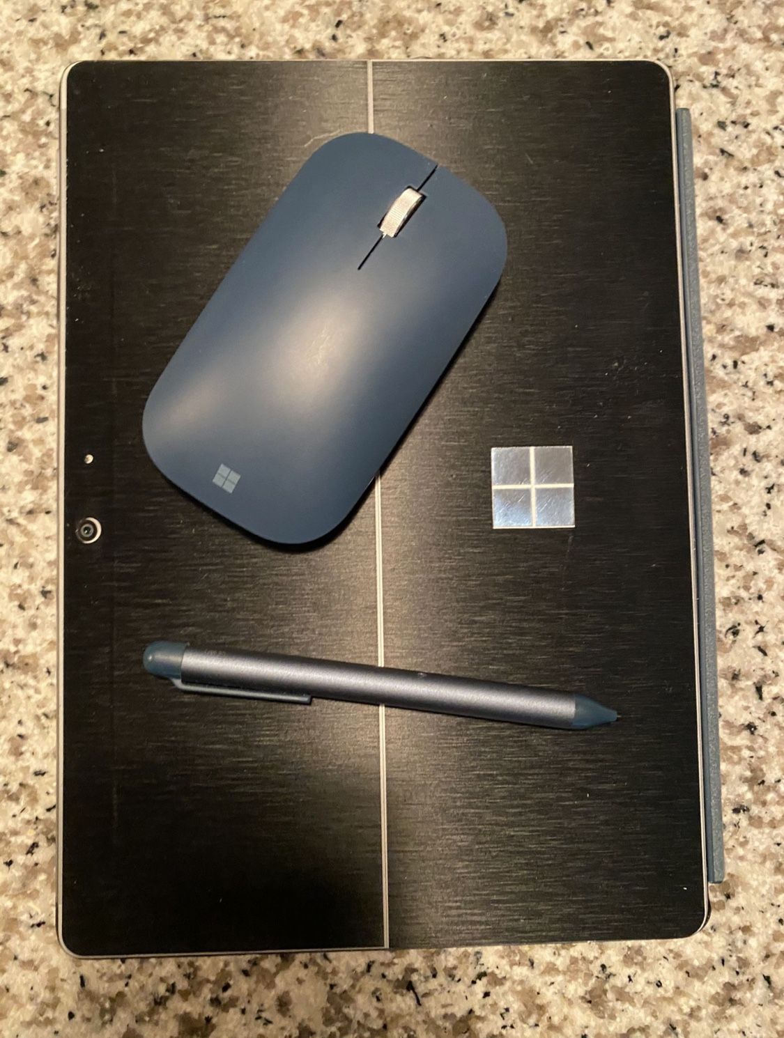Surface Go 2 LTE