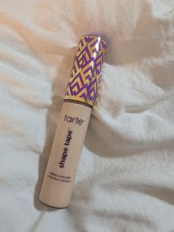 LIKE NEW TARTE CONCEALER