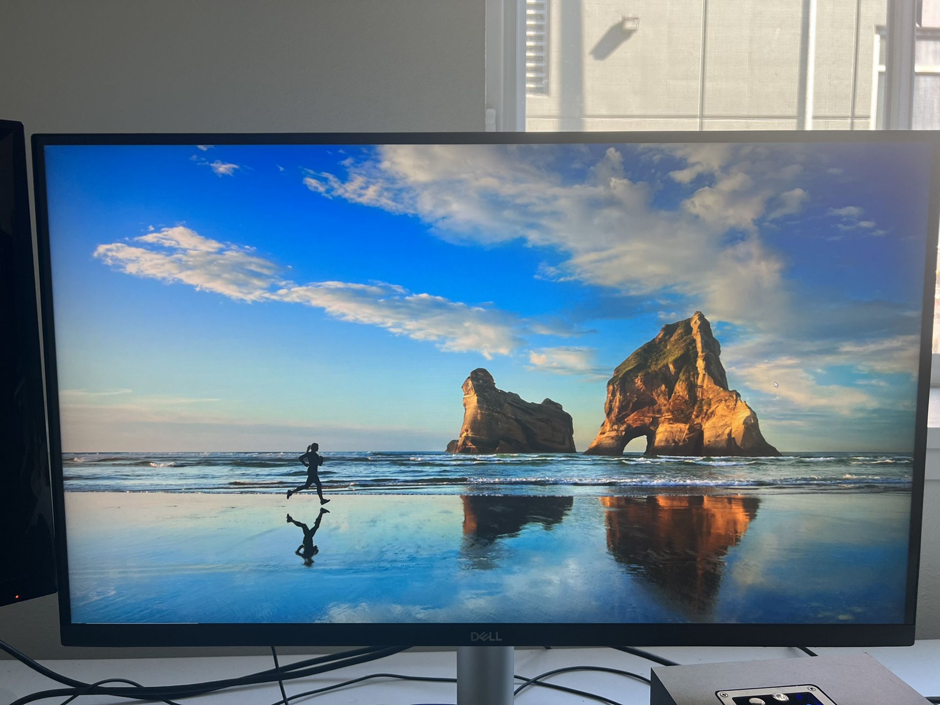 Dell 4k 27-inch Monitor S2721QS for Sale in Seattle, WA - OfferUp