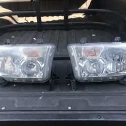 2012 Toyota Tundra Platinum Headlights 