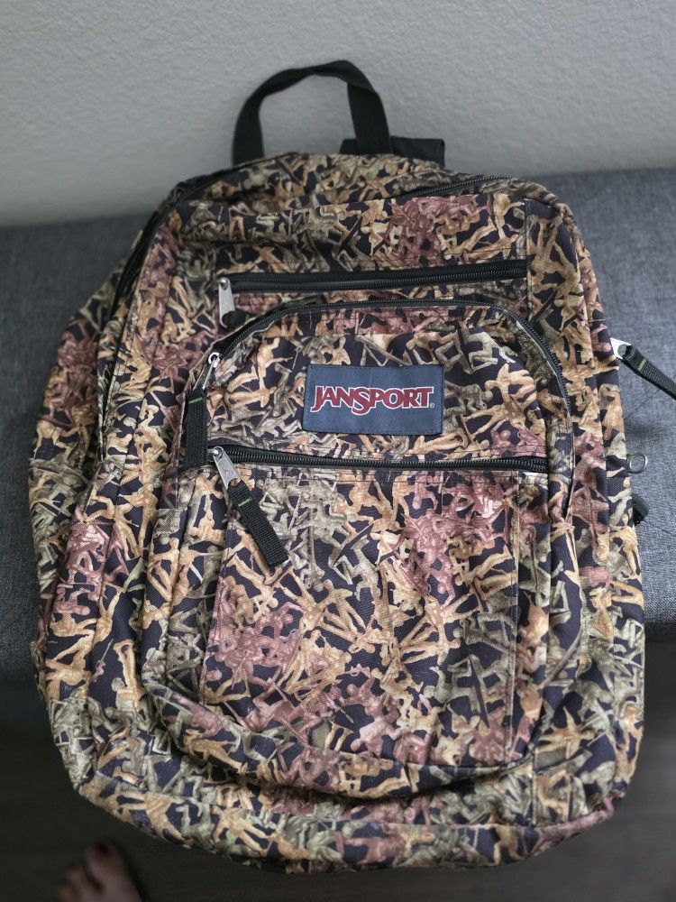 JAN SPORT CAMO/SOLIDIERS BACK PACK