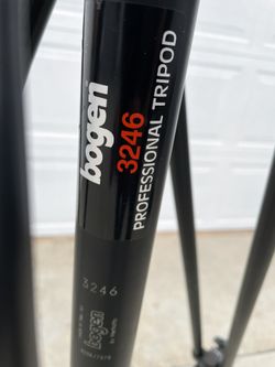 Bogen Manfrotto Profesional Tripod