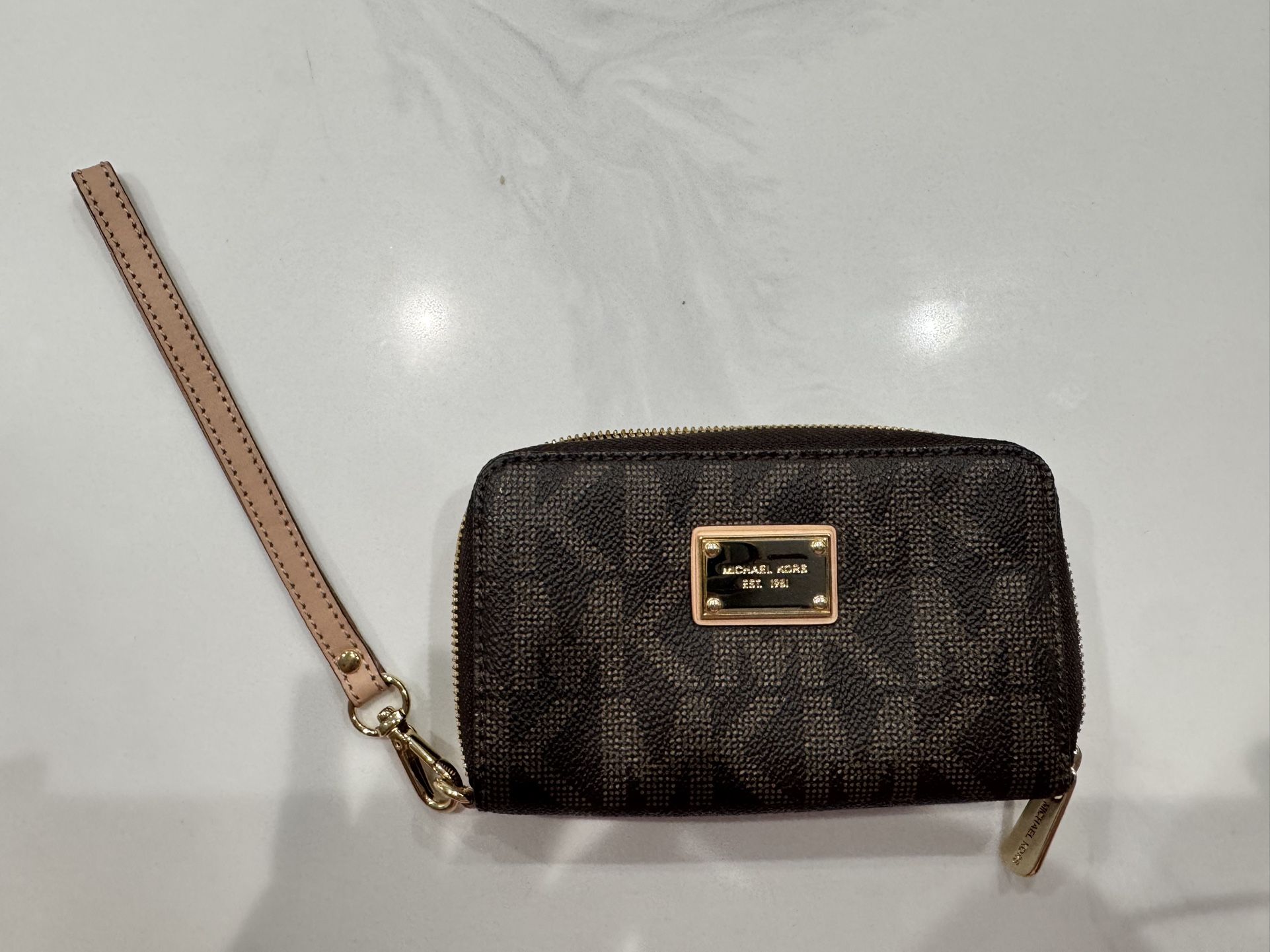 Michael Kors Wristlet/Wallet 