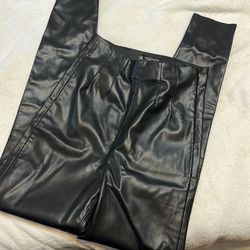 Zara faux leather highwaisted pants Size XS