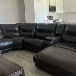 Sectional Table And Hoarse 