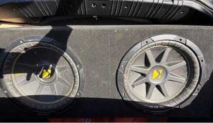 Kicker Comp Dual 10” Sub Box w/ 1 Working Sub – Loud Bass / Easy Fix