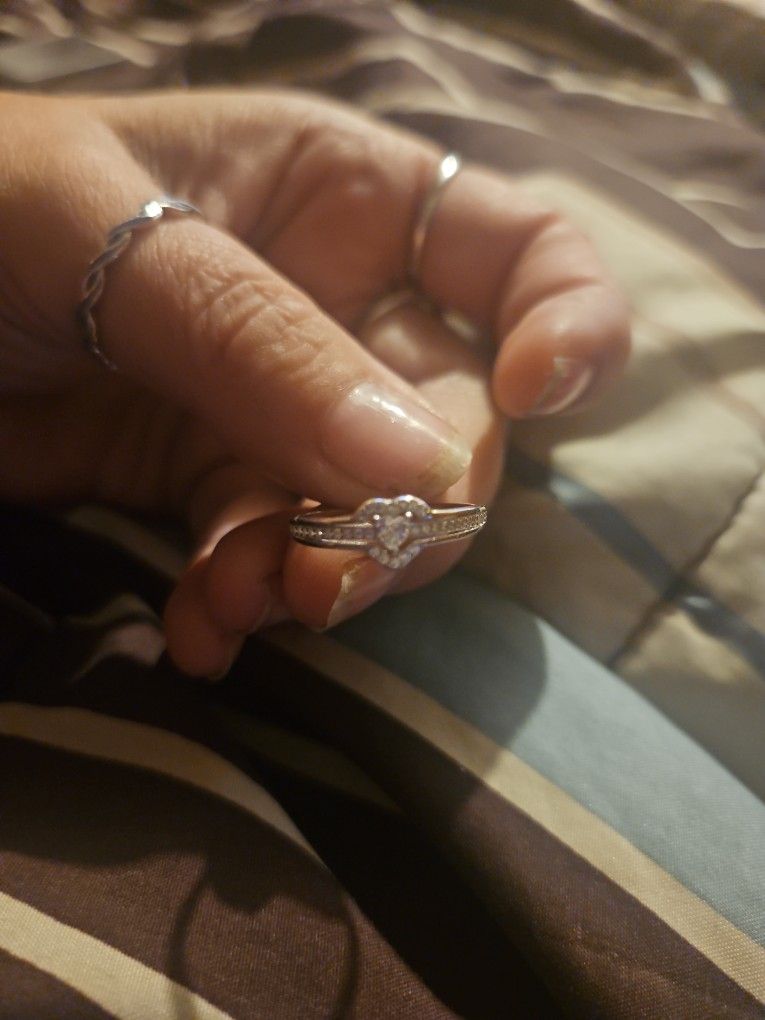 Promise Rings Engagement Or Just I Love You