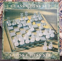 CHESS SET  $10.00