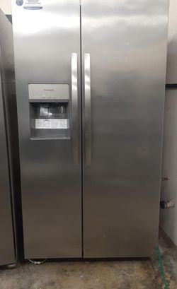 Frigidaire Side-by-Side Stainless Steel Refrigerator
